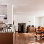 Fuer Monteure In Dresden, Mit Eigenem Bad Und Grosser Gemeinschaftskueche Maison d'hôtes