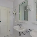 Fuer Monteure In Dresden, Mit Eigenem Bad Und Grosser Gemeinschaftskueche 3*