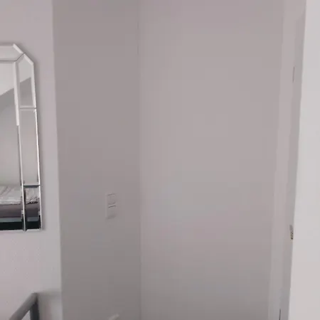 ゲストハウス Fuer Monteure In Dresden, Mit Eigenem Bad Und Grosser Gemeinschaftskueche 3*