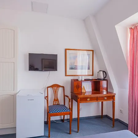 Fuer Monteure In Dresden, Mit Eigenem Bad Und Grosser Gemeinschaftskueche 드레스덴