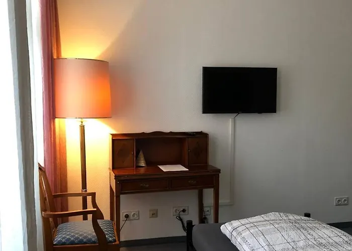 ゲストハウス Fuer Monteure In Dresden, Mit Eigenem Bad Und Grosser Gemeinschaftskueche 3*