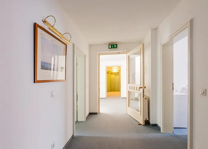Fuer Monteure In Dresden, Mit Eigenem Bad Und Grosser Gemeinschaftskueche Vendégház Drezda