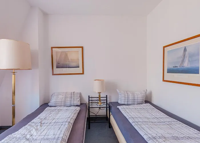 Fuer Monteure In Dresden, Mit Eigenem Bad Und Grosser Gemeinschaftskueche Vendégház 3*