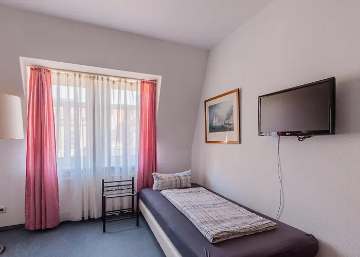 Vendégház Fuer Monteure In Dresden, Mit Eigenem Bad Und Grosser Gemeinschaftskueche Drezda