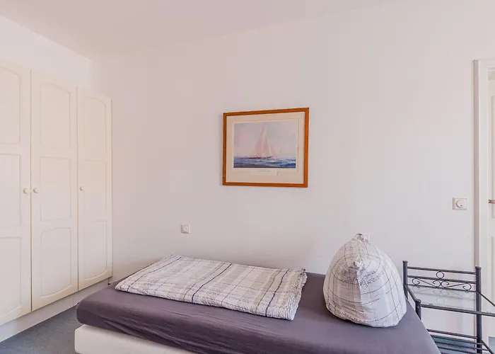 Fuer Monteure In Dresden, Mit Eigenem Bad Und Grosser Gemeinschaftskueche Vendégház 3*
