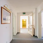 Fuer Monteure In Dresden, Mit Eigenem Bad Und Grosser Gemeinschaftskueche 招待所 德累斯顿