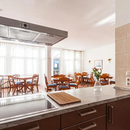 Gæstehus Fuer Monteure In Dresden, Mit Eigenem Bad Und Grosser Gemeinschaftskueche 3*