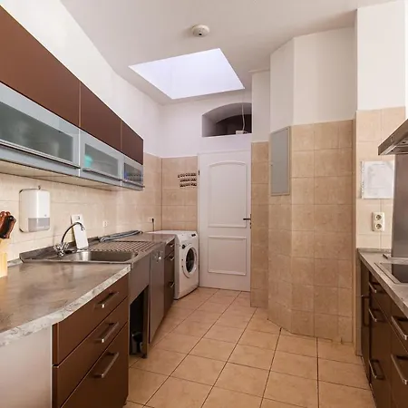 Gæstehus Fuer Monteure In Dresden, Mit Eigenem Bad Und Grosser Gemeinschaftskueche Dresden