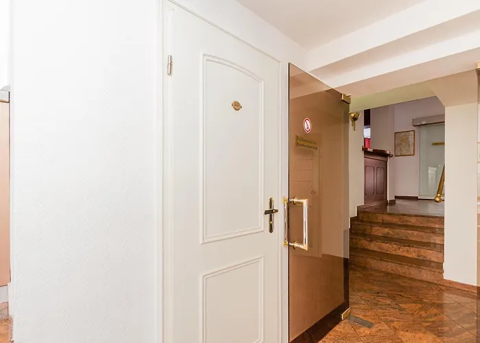 Affittacamere Fuer Monteure In Dresden, Mit Eigenem Bad Und Grosser Gemeinschaftskueche 3*