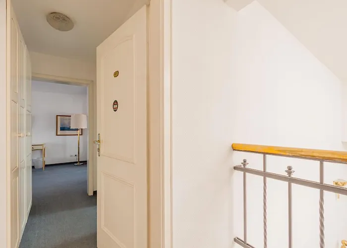 Fuer Monteure In Dresden, Mit Eigenem Bad Und Grosser Gemeinschaftskueche Affittacamere 3*