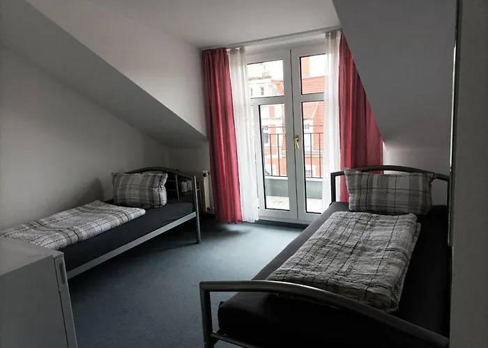 Fuer Monteure In Dresden, Mit Eigenem Bad Und Grosser Gemeinschaftskueche 3*