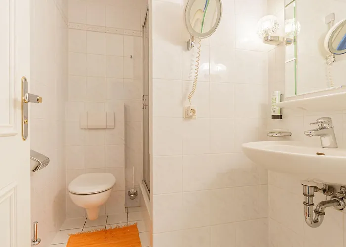 Fuer Monteure In Dresden, Mit Eigenem Bad Und Grosser Gemeinschaftskueche Dresda