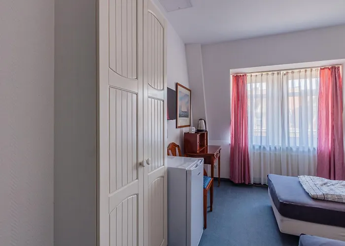 Affittacamere Fuer Monteure In Dresden, Mit Eigenem Bad Und Grosser Gemeinschaftskueche 3*