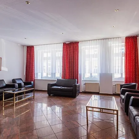 ゲストハウス Fuer Monteure In Dresden, Mit Eigenem Bad Und Grosser Gemeinschaftskueche 3*