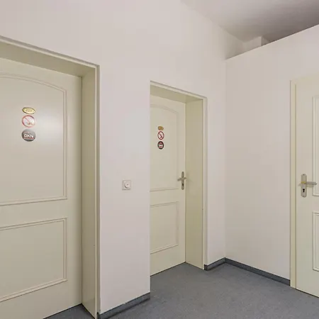 Fuer Monteure In Dresden, Mit Eigenem Bad Und Grosser Gemeinschaftskueche 3* ドレスデン