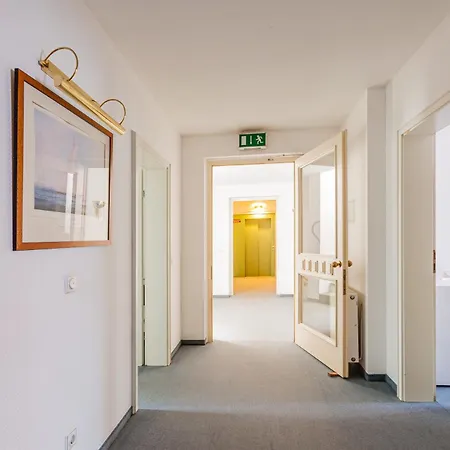 Fuer Monteure In Dresden, Mit Eigenem Bad Und Grosser Gemeinschaftskueche ゲストハウス ドレスデン