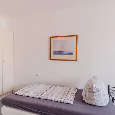 Fuer Monteure In Dresden, Mit Eigenem Bad Und Grosser Gemeinschaftskueche ゲストハウス 3*